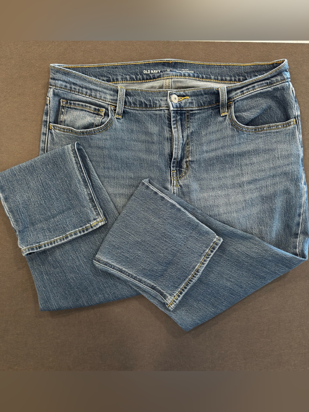 Old Navy Mid-Rise Wow Boyfriend Jeans